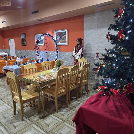 Bed And Breakfast Turist Staro Petrovo Selo Ngoại thất bức ảnh